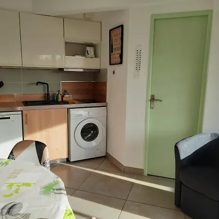 Sopraland T3 45m2 A 300m Richelieu Apartment *