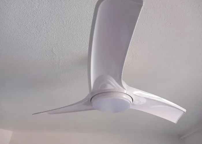 דירה Sopraland T3 45m2 A 300m Richelieu אגדה